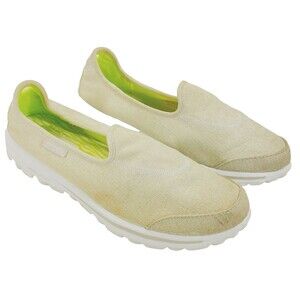 Skechers GO Walk Canvas Sneakers Tan Slip On Shoes 8.5 Women Foam Beach Festival
